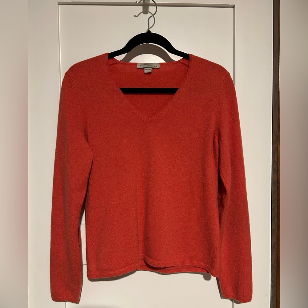 Kinross Cashmere V- neck Sweater Coral color Size Large
